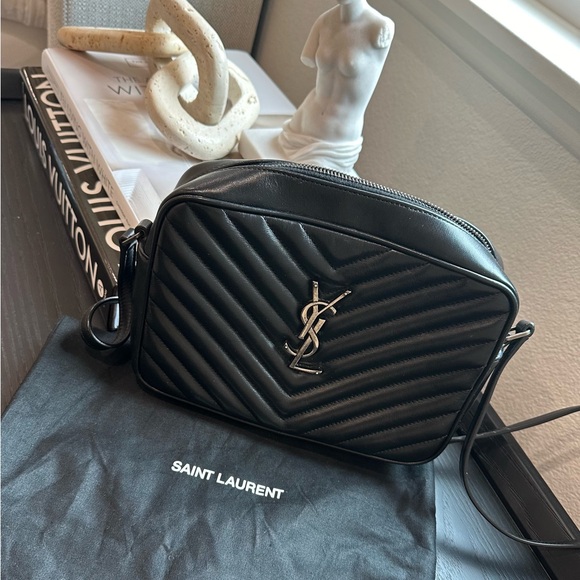 Saint Laurent Black Leather Crossbody with Chevron Quilting - Picture 1 of 7